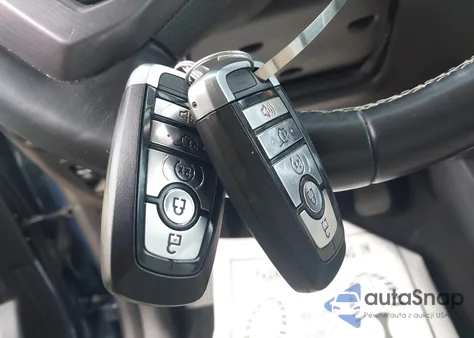 2019 Ford Expedition Max Platinum z USA, uszkodzony, nr VIN 1FMJK1MT7KEA15038